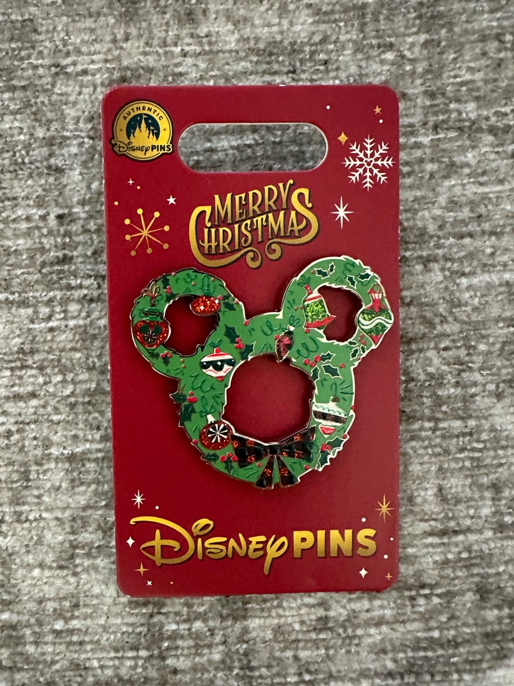Disney Mickey Icon Wreath Merry Christmas 2025 Disney Pin